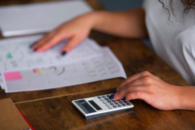 The Ultimate Guide to Using a Discriminant Calculator for Quadratic Equations