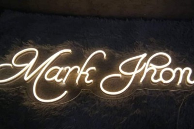 Neon Signs in Minimalist Interiors: Design Integration Guide by Neon Mantra