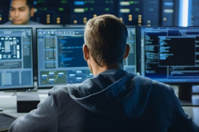 What Executive Protection in Portland Looks Like in the Age of Digital Threats