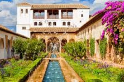 Discovering the Charm of Granada in 2 Days