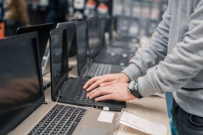 Laptop Shop in Heywood – Heywood Mobiles and Vape