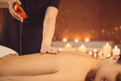 Oil Massage in Vienna, VA – Relax, Restore, and Rebalance at Moon Lake Spa