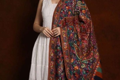 Wedding Shawls: The Perfect Blend of Elegance and Warmth for Every Celebration