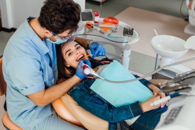 Holistic Dentistry in Dubai: Natural, Whole-Body Approaches to Oral Wellness