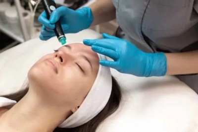 Hydrafacial vs. Traditional Facials: Which Is Better For Acne?