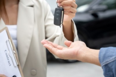 Rent a car Salwa Road