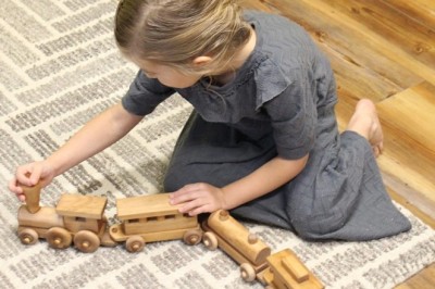 How Wooden Toys Boost Creativity and Imagination in Kids