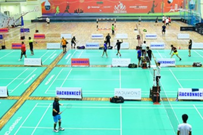 Badminton courts in Noida