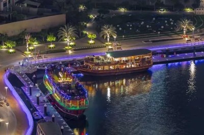 How a Dhow Cruise Transforms Your Dubai Trip