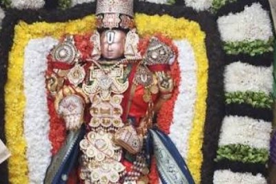 Why Some Devotees Complete Tirupati Darshan in Hours While Others Wait an Entire Day