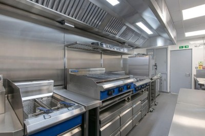 Rent a Cloud Kitchen in Dubai: The Smart Way to Launch and Grow Your Food Business