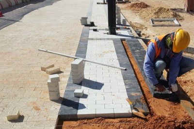 Why Are Custom Hardscape Features Becoming a Must Have for Homes in Maryville, TN?