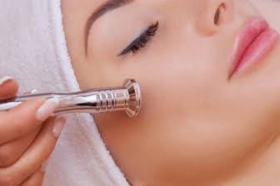 Myths vs Facts About Microdermabrasion in Islamabad You Should Know