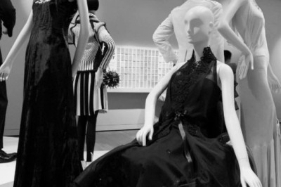 Why Functional Fashion Is Growing in Popularity